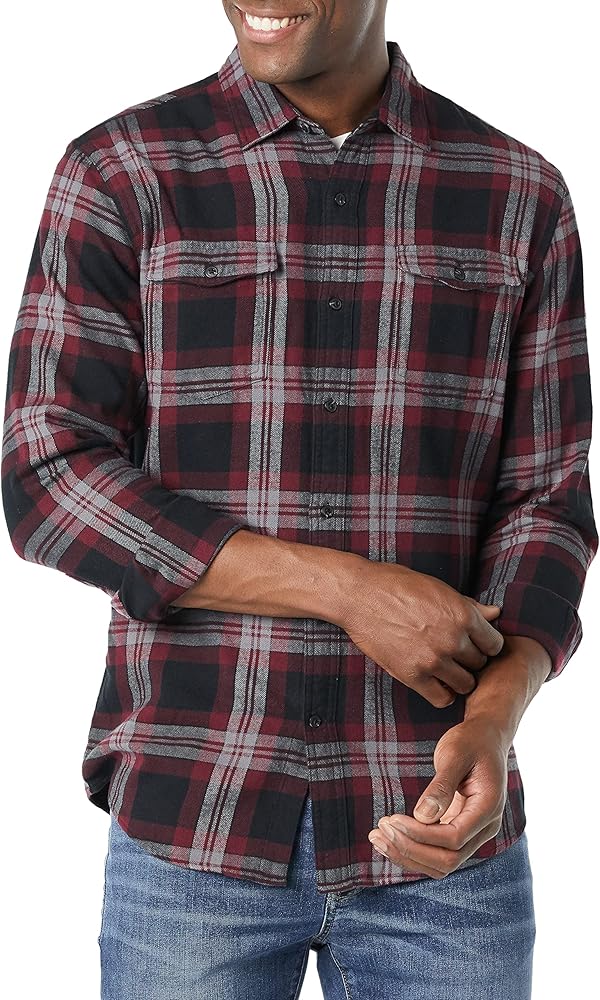 Amazon Essentials Men's Slim-Fit Long-Sleeve Two-Pocket Flannel Shirt