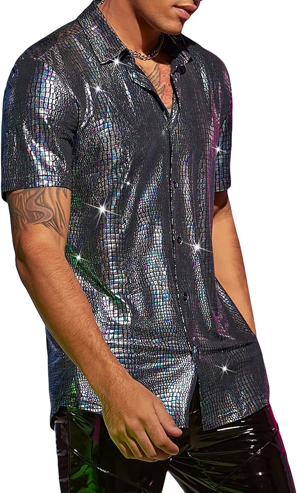 WDIRARA Men's Crocodile Pattern Metallic Button Front Short Sleeve Shirt Party Top